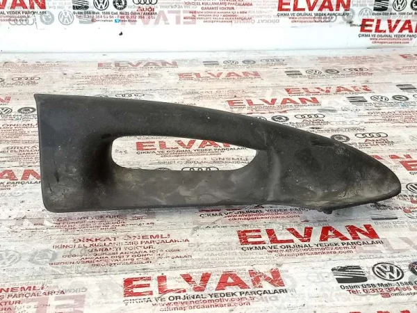 8D0867372A | Audi A4 İç Kapı Açma Kolu Çerçevesi VAG