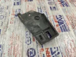 1J1823633 | Kaput Açma Kolu Braketi - 3