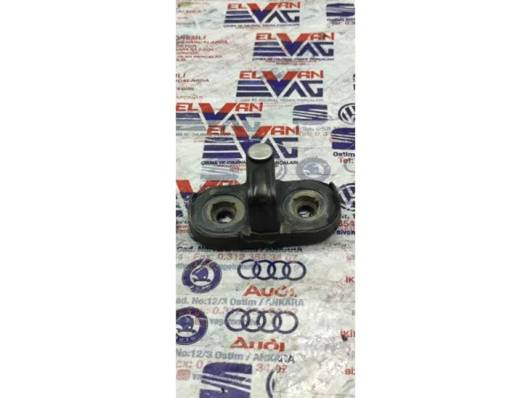 1T0827517A | Arka Bagaj Kilit Karşılığı | VW Bora, Golf, Jetta - Seat Altea, Ibiza - Skoda Yeti VAG