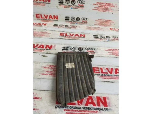 6Y0807368A | Skoda Fabia Sağ Sis Farı Kapağı VAG