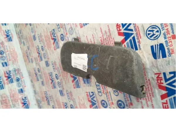 5P1857506 | Göğüs Kapak Trim Parçası | Seat Altea, Toledo VAG