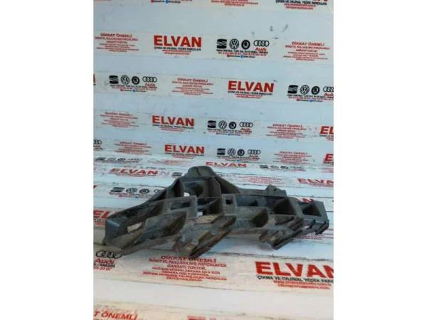3G5807484A | VW Passat Arka Sağ Tampon Bağlantı Braketi VAG