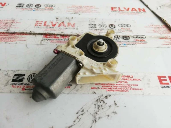 1J4837730AA | Elektrikli Ön Sağ Kapı Cam Motoru VAG