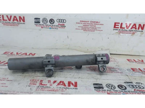 059130089AJ | Sol Yakıt Dağıtıcı Borusu | Audi A4, A5 VAG