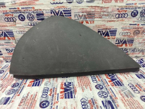 6R0858247C | VW Polo Sigorta Tabla Kapağı VAG