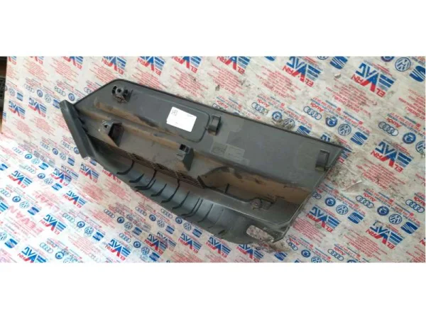1K8867761B | VW Scirocco Arka Bagaj İç Kaplaması VAG