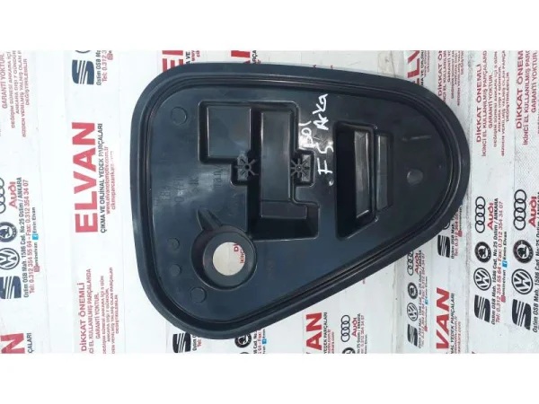 8W8839915 | Audi A5 Arka Sol Kapı İç Kilit Mili Kapağı VAG