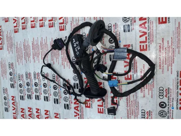 8W8971687C | Audi A5 Kapı Kablo Tesisatı VAG