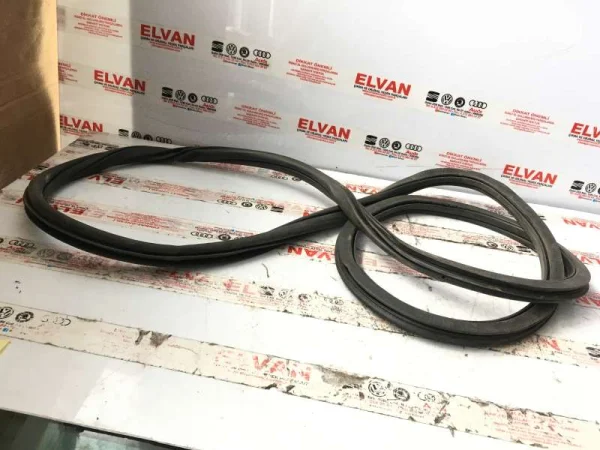 5C6867914F | VW Jetta Arka Sağ Kapı Fitili VAG