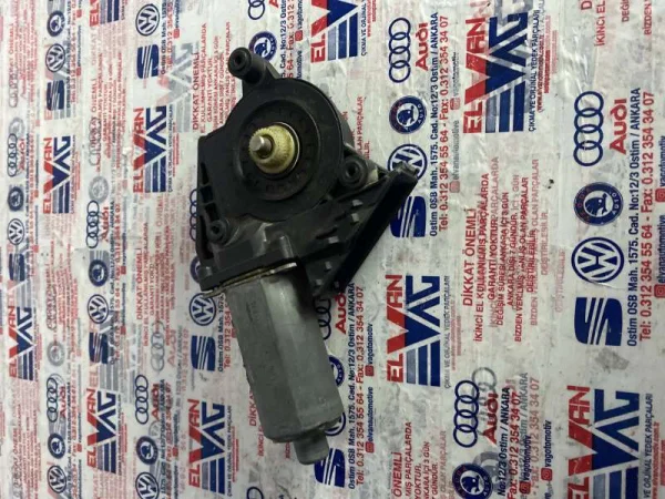 0130821694 | Sağ Ön Cam Motoru VAG
