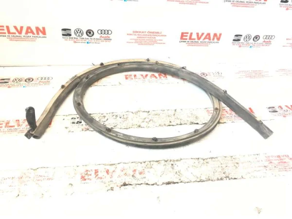 5E5839698A | Skoda Octavia Arka Sağ Dış Kapı Fitili VAG