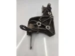 701422903A | VW Transporter Sağ Motor Takozu Braketi - 3