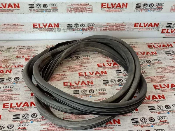 5J9867367D | Arka Kapı İç Fitili VAG