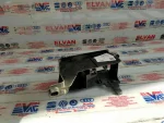 5K0937546 | VW Golf Sağ Ön Koltuk Fiş Tutucu Braketi - 1