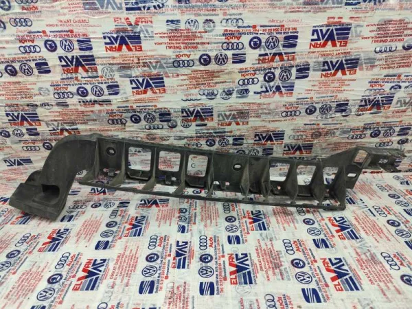 5E5807864 | Skoda Octavia Arka Tampon Orta Braket Sağ VAG