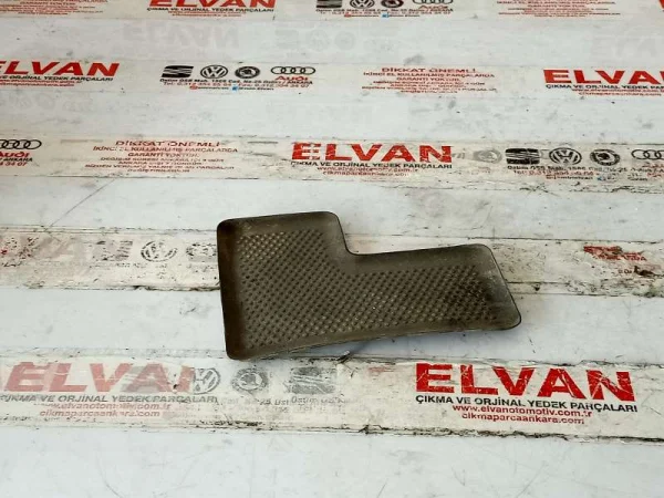 1K0863328B | Orta Konsol Taban Matı | VW Eos, Golf, Jetta, Scirocco VAG