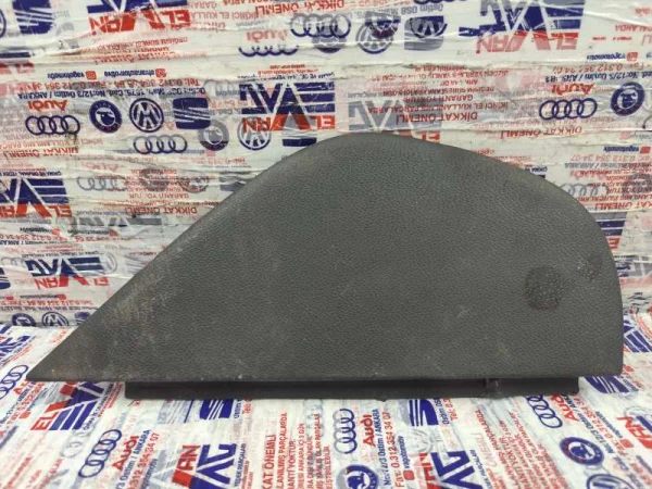 1K0858248D | Sağ Torpido Kapağı | VW Golf, Jetta, Vento VAG