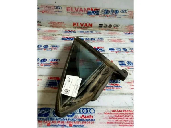 3G0845113C | VW Passat Sol Ön Kelebek Camı VAG
