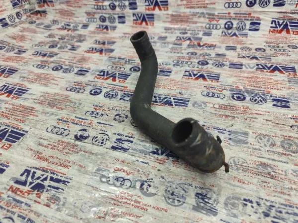 1K0121157BK | EGR Soğutma Suyu Hortumu | VW Jetta, Passat, Touran VAG