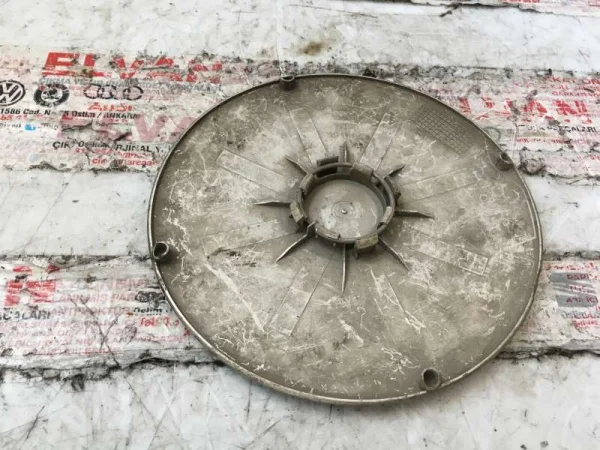 447601165 | Audi 200 Serisi Jant Göbeği VAG