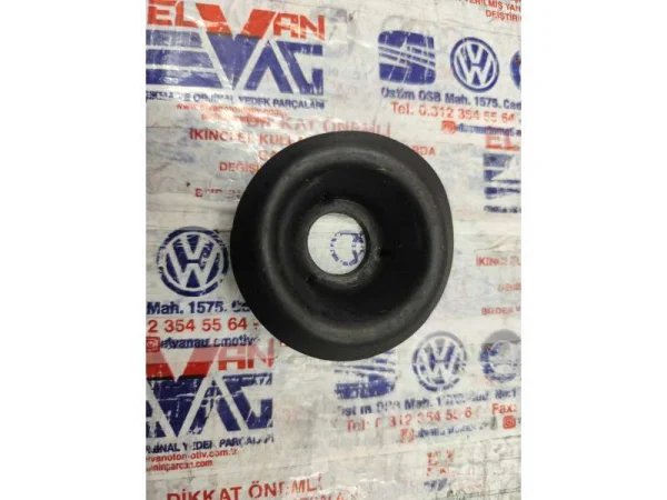 03G103638A | Motor Üst Kapak Klipsi | VW Bora, Caddy - Audi A3, A4 - Seat Alhambra, Altea VAG