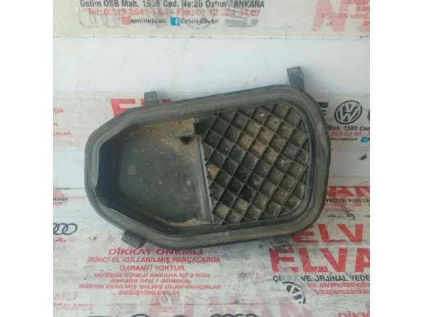 7P5941608 | Sağ Far Toz Kapağı VAG