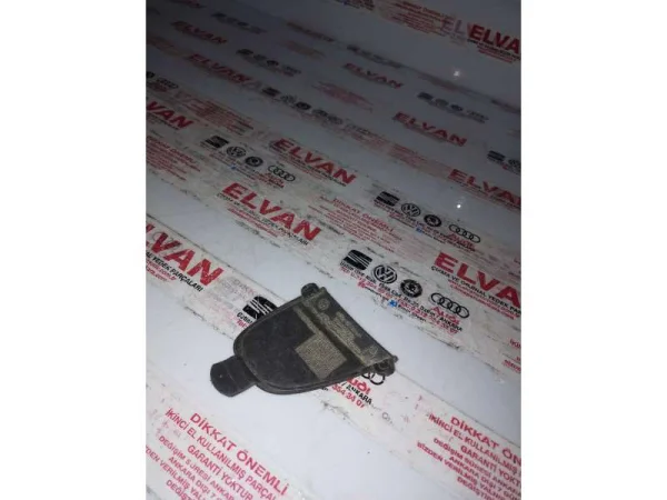 5C6807441A | Arka Tampon Çeki Demiri Kapağı | VW Jetta, Vento VAG
