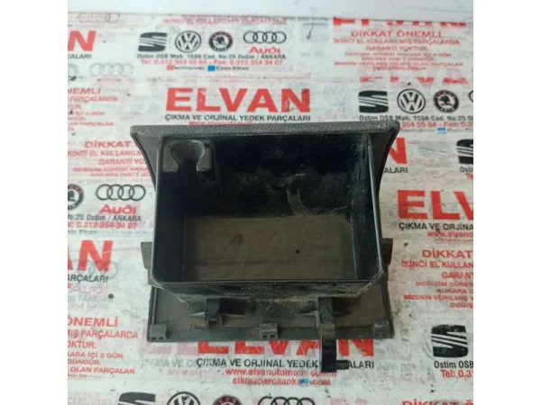 2K0857977B | VW Caddy İç Küllük VAG