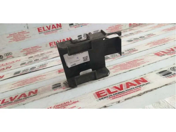 1T1971858 | VW Touran Konfor Beyni Braketi VAG