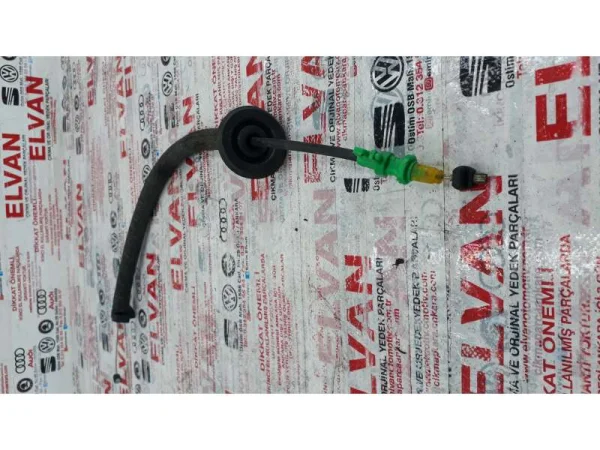 8W8837085 | Audi A5 Kapı Açma Teli VAG