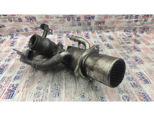 04L131512A | Komple EGR Soğutuculu Valfi | Audi A4, A5, A6, Q5 VAG