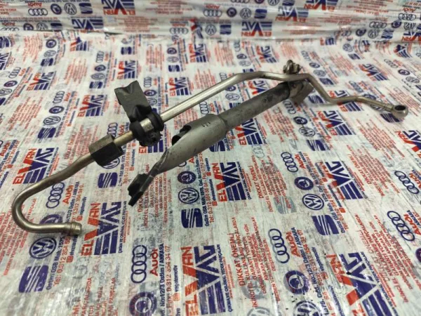 03L145764A | Turbo Soğutma Borusu Sabitleme Braketi | VW Caddy, CC - Audi A1, A3 - Seat Alhambra, Altea VAG