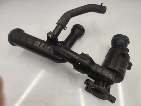 04L121026AG | Komple Termostat Gövdesi | Audi A4, A5, A6, Q5 VAG