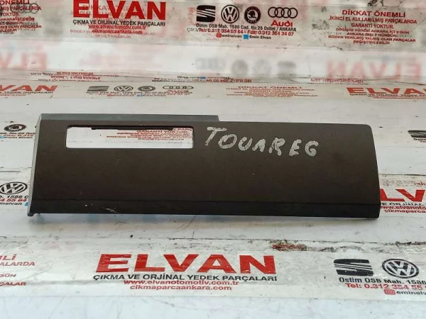 7L6857221H | VW Touareg İç Göğüs Süs Çıtası VAG