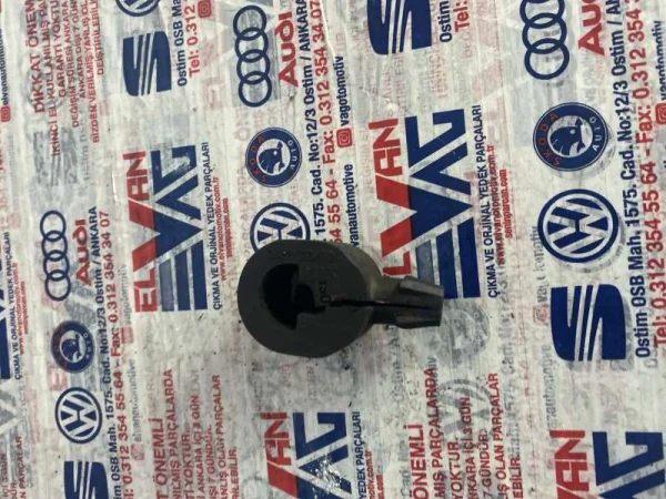 058133459C | Destek Ringi | VW Passat - Audi A4, A6 VAG