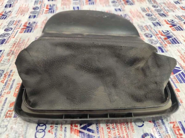 7H0858565B | VW Transporter Direksiyon Üst Kaplaması VAG