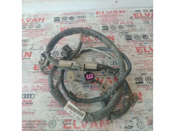 5C0971230N | Şarj Dinamosu Elektrik Tesisatı | VW Jetta, Vento VAG