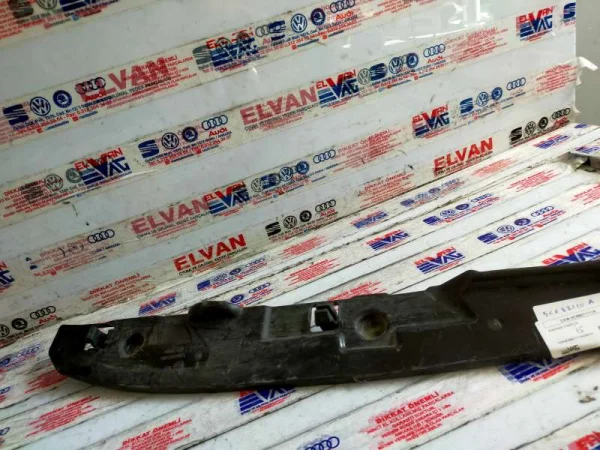 5C6821111A | Sol Çamurluk İç Davlumbazı | VW Jetta, Vento VAG