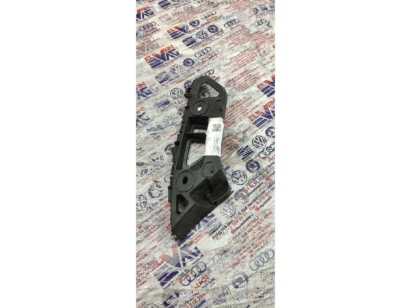 2K5807183 | VW Caddy Ön Sol Tampon Braketi VAG