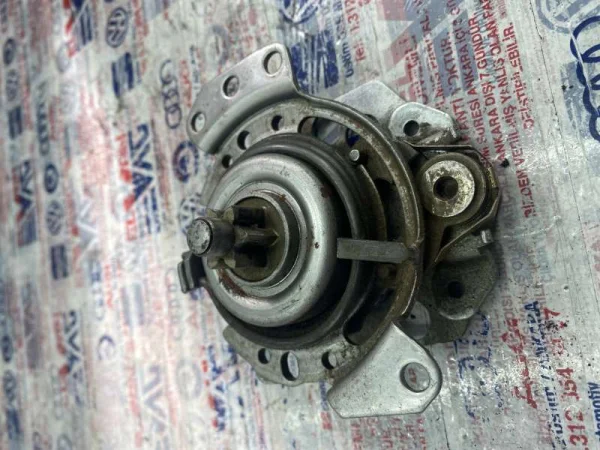 1J0881053D | Ön Sol Koltuk Yüksekliği Ayarlayıcısı | VW Bora, Golf, Jetta - Audi A3 - Seat Leon, Toledo VAG