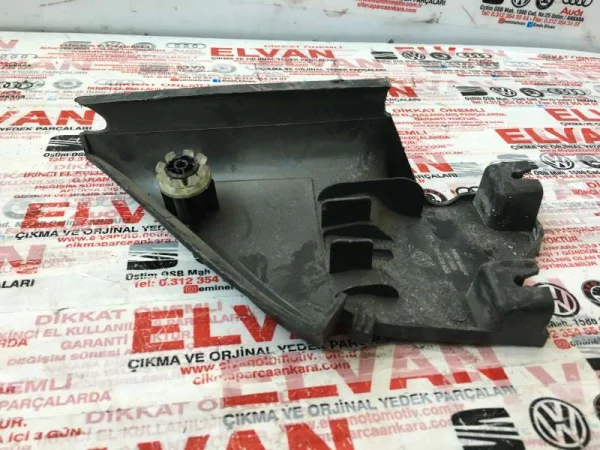 5C6837973C | VW Jetta Sol Ön Kapı Çıtası VAG
