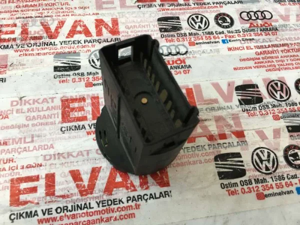 8L1941531E | Audi A3 Far Düğmesi VAG