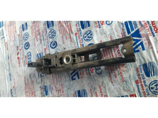 3CB857819 | Emniyet Kemeri Ayar Rayı VAG