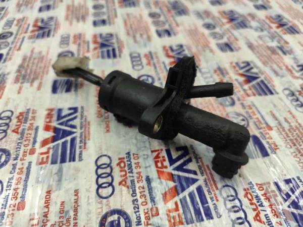 6Q0721388A | VW Polo Debriyaj Üst Merkezi VAG