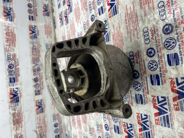 8W0199372CA | Audi A4 Elektrikli Sağ Motor Takozu VAG