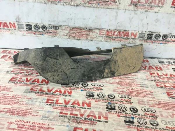 2HH805904 | VW Amarok Ön Sağ Tampon Spoyleri VAG