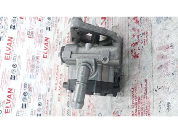 5C6854855 | VW Jetta Sol Arka Teker Yanı Koruyucusu VAG