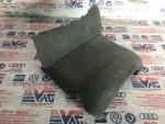 5C6858560 | VW Jetta Direksiyon Kolonu Üst Kapağı - 1