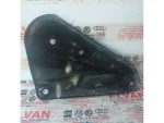 8F0505219 | Audi A5 Sol Alt Şasi Takviye Braketi - 1