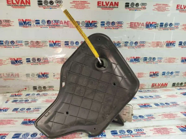 8P4837916 | Sağ Dış Kapı Kolu Kapağı | Audi A3, RS 3 VAG